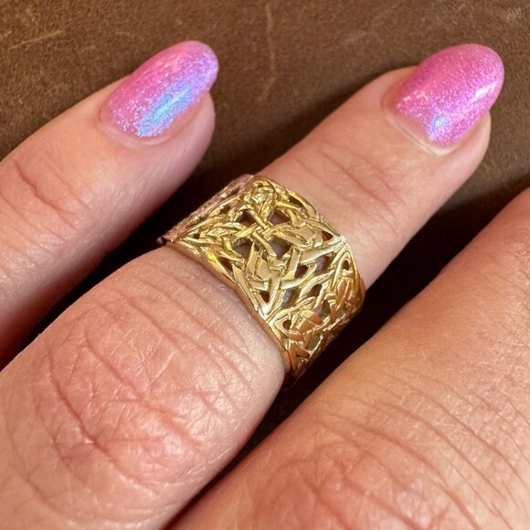 Vintage Celtic Knot Ring, Heavy Solid 14k Gold Irish Wedding Band - Picture 2 of 6